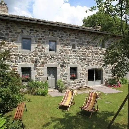 Familial Restaure Avec Jardin Clos, Equipements Bebe, Animaux Acceptes, Proche St-julien-chapteuil - Fr-1-582-296 * Saint-Julien-Chapteuil