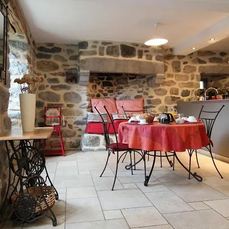 Holiday home Familial Restaure Avec Jardin Clos, Equipements Bebe, Animaux Acceptes, Proche St-julien-chapteuil - Fr-1-582-296