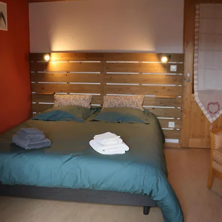 Familial Restaure Avec Jardin Clos, Equipements Bebe, Animaux Acceptes, Proche St-julien-chapteuil - Fr-1-582-296 Saint-Julien-Chapteuil